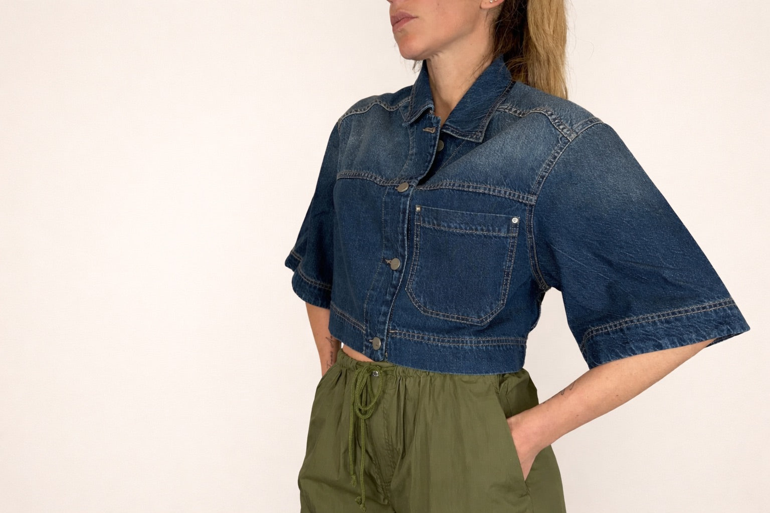 Giacchetta-top  Noir n Bleu in denim