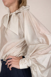 CAMICIA VICOLO FIOCCO SUL COLLO