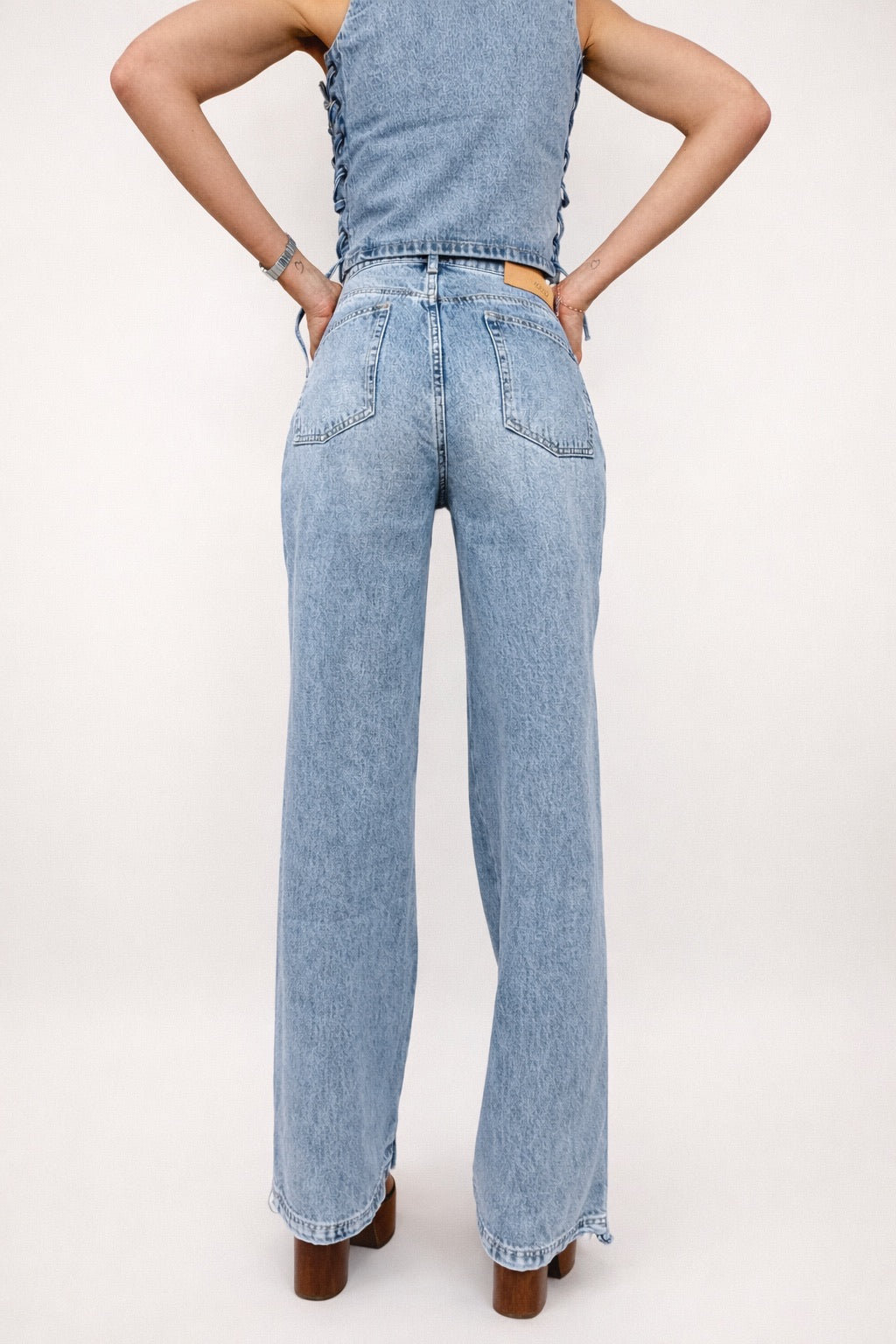 PANTALONE AURORA STRINGATO VICOLO.