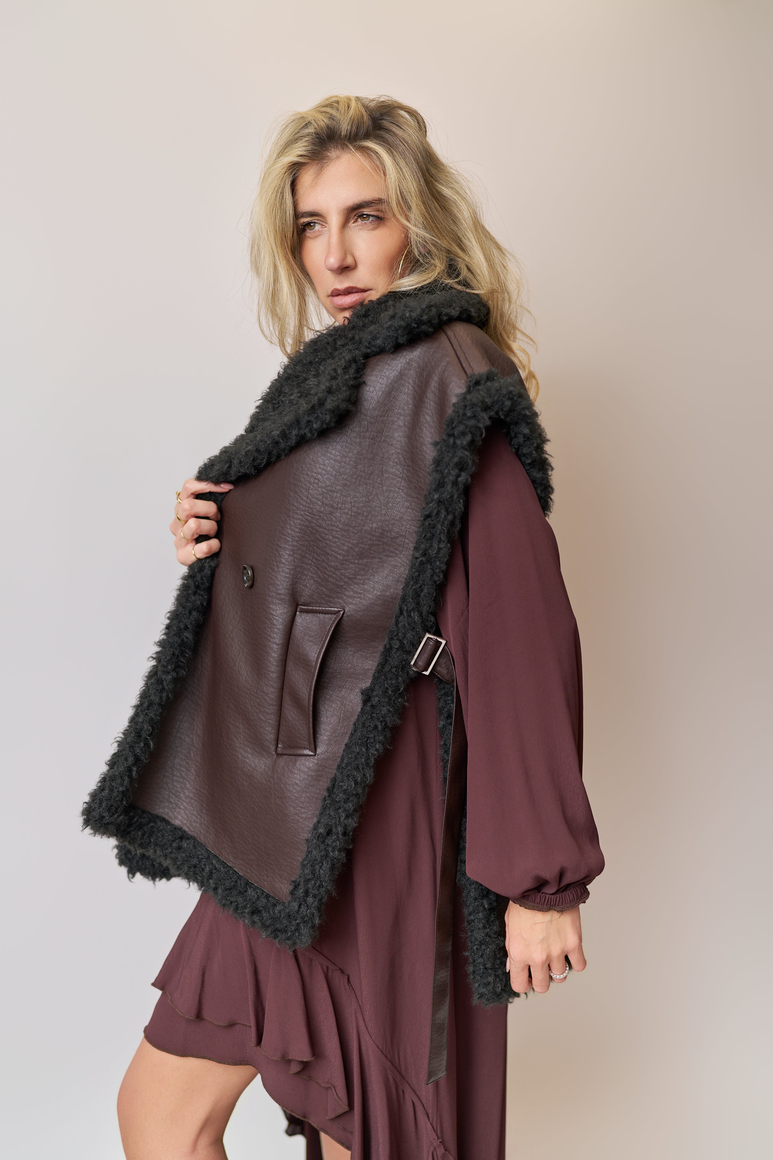 Gilet in ecopelle con interno in pelliccia